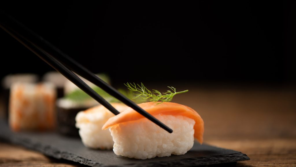 Comment choisir le meilleur service de livraison de sushi à Marseille ?